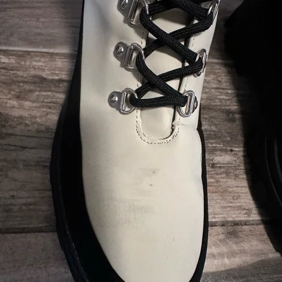 Stylish Black and White Women's Combat Boots - Picture 5 of 7